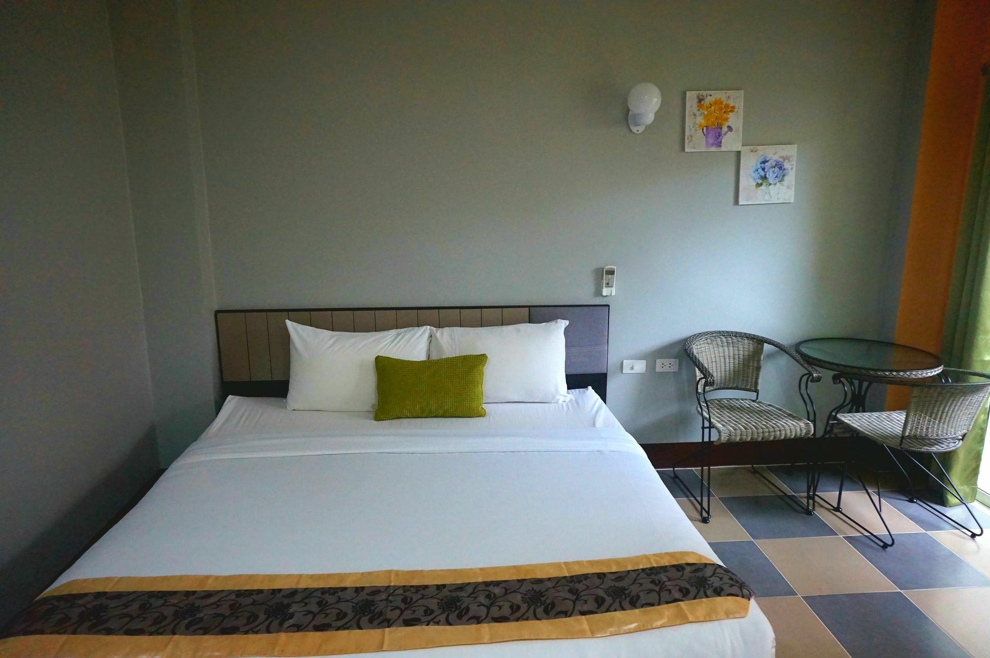 Nasa Mansion Apartment Phuket ภายนอก รูปภาพ