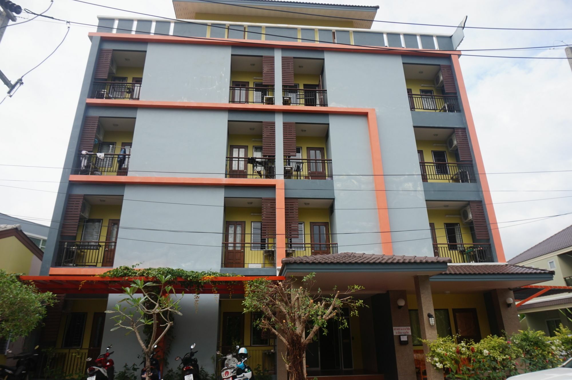 Nasa Mansion Apartment Phuket ภายนอก รูปภาพ